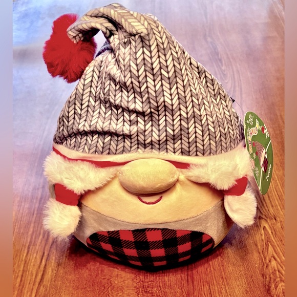 Squishmallow 2021 holiday gnome Deidra 8”, Perfect condition NWT collectible - Picture 1 of 6